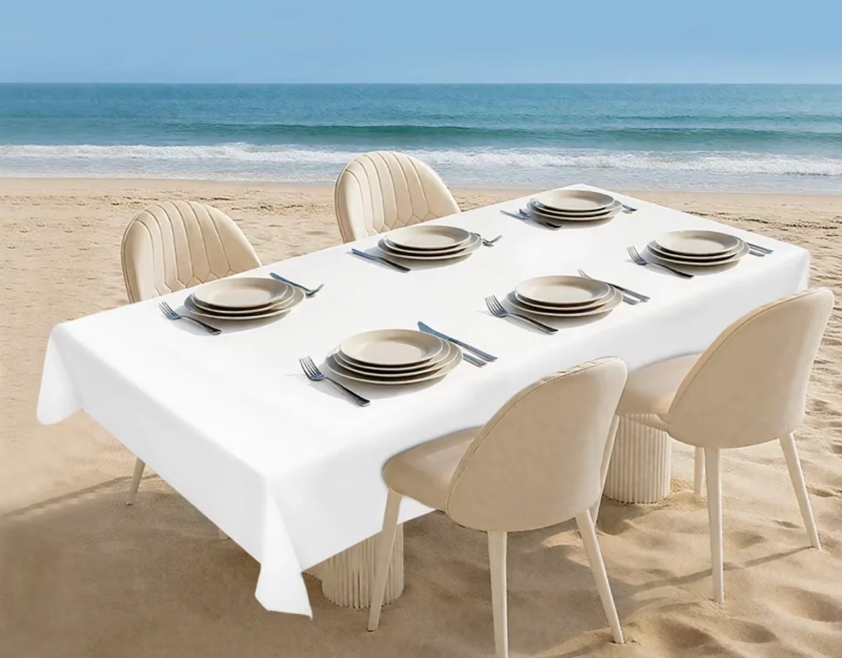 Nappe rectangulaire blanche
